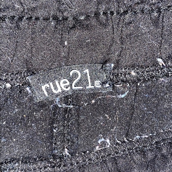 Shorts - Picture 2 of 2